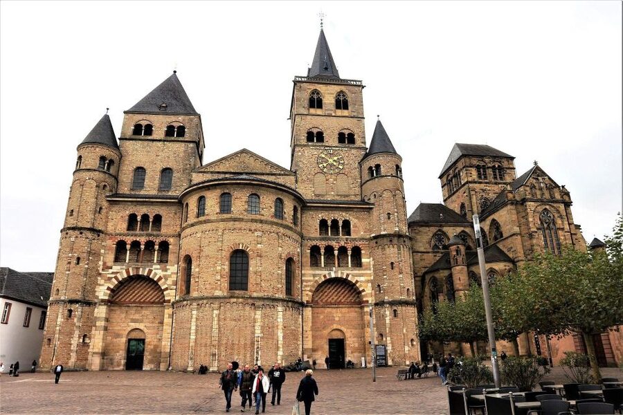 Trier: Private Guided Walking Tour - Underground Trier: the subterranean labyrinth and why it changes everything