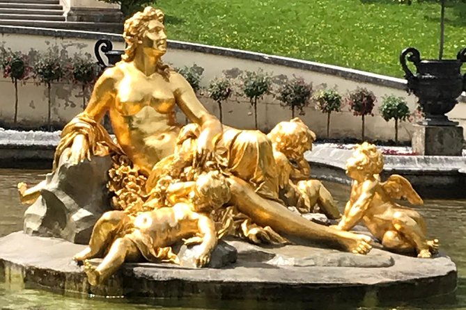 VIP Day Trip Neuschwanstein and Linderhof Castle from Munich - Inside the castles: what the guide adds and why photos matter