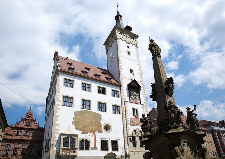 Würzburg: Guided Walking Tour - Neumünster Church: Baroque Architecture with Strong Visual Energy